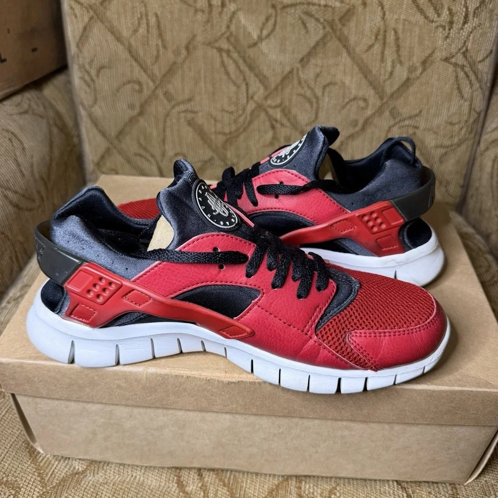 Nike Huarache Free Run 2012 Red Black 510801-661 Men's Size 9 Running Shoes